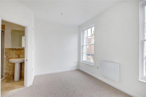 2 bedroom apartment to rent, The Broadway, Newbury, Berkshire, RG14