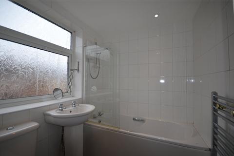 2 bedroom apartment to rent, Carr Hill Road, Deckham, Gateshead, NE9