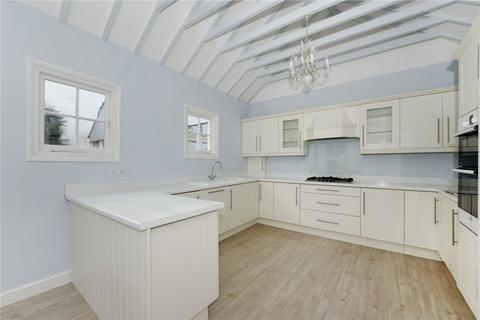 2 bedroom detached house to rent, Mill Lane, Henley-on-Thames, Oxfordshire, RG9