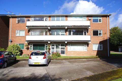 2 bedroom flat to rent, Norfolk Court, Maes Yr Awel