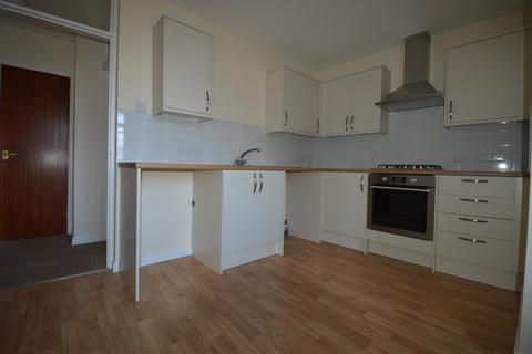 1 bedroom flat to rent, St Peter's Road, Petersfield, GU32