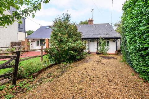 2 bedroom semi-detached bungalow to rent, Gasden Lane, Witley GU8