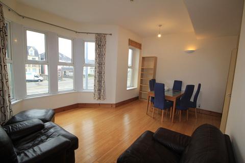 undefined, Flat B, 347 Newport Road