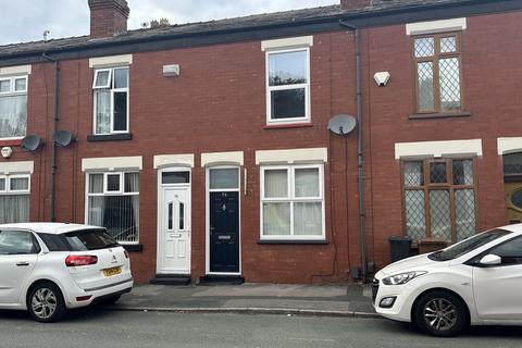 2 bedroom terraced house to rent, Shaw Road South, Shaw Heath