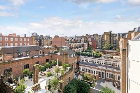 3 bedroom flat for sale, Davies Street, Mayfair, London, W1K