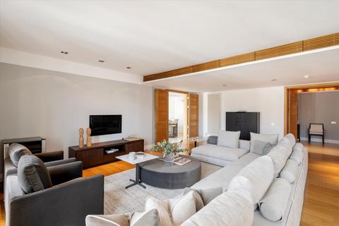 3 bedroom flat for sale, Davies Street, Mayfair, London, W1K