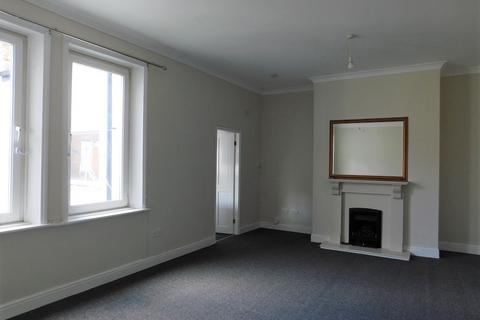 4 bedroom maisonette to rent, Eastbourne Avenue, Gateshead