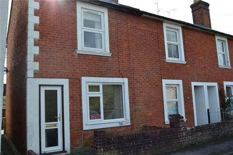 2 bedroom end of terrace house to rent, Russell Road, Newbury, Berkshire, RG14