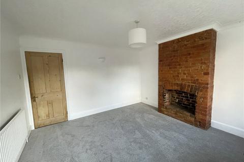 2 bedroom end of terrace house to rent, Russell Road, Newbury, Berkshire, RG14