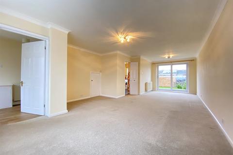 3 bedroom house to rent, Brighton Hill, Basingstoke