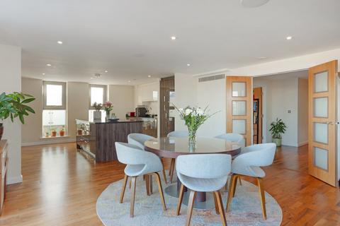 4 bedroom penthouse for sale, Dungannon House, 15 Vanston Place, Fulham, London