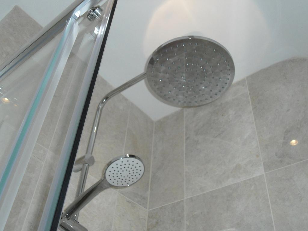 Bedroom/En-Suite