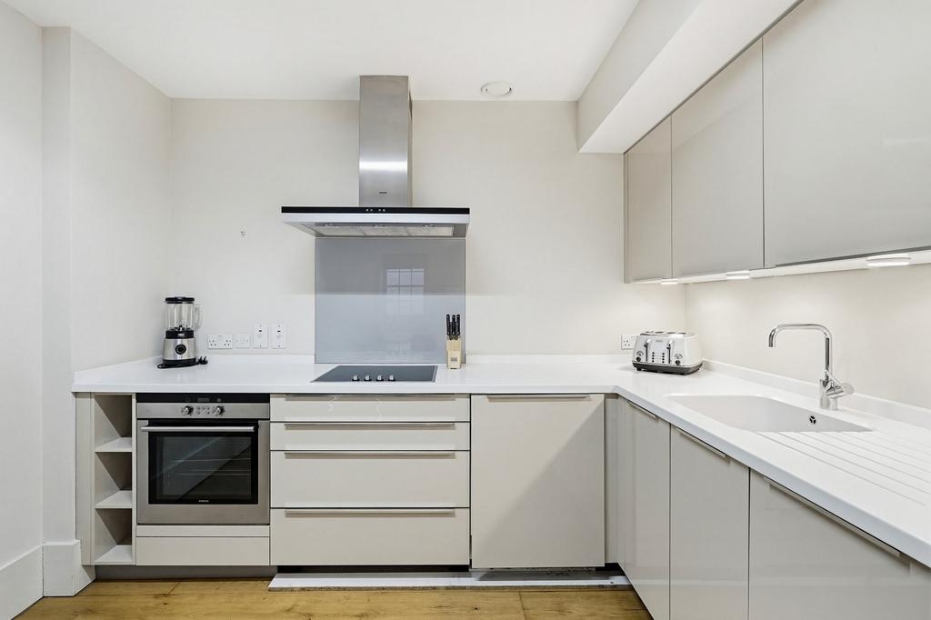 Apartment in London - View 3
