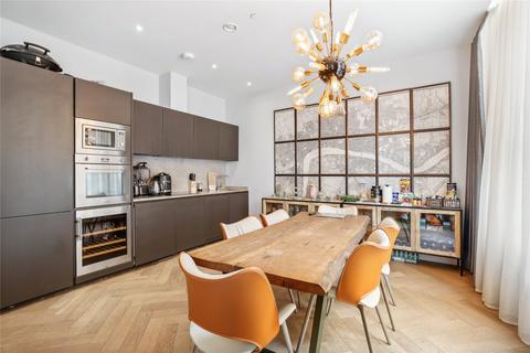 3 bedroom apartment to rent, Southampton Street, Covent Garden, WC2E