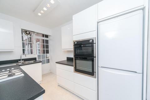 2 bedroom flat to rent, Prince Arthur Road, Hampstead, NW3