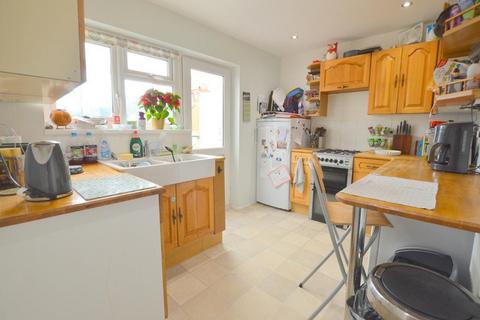 3 bedroom terraced house to rent, West Way, Putteridge, Luton, LU2 8DZ