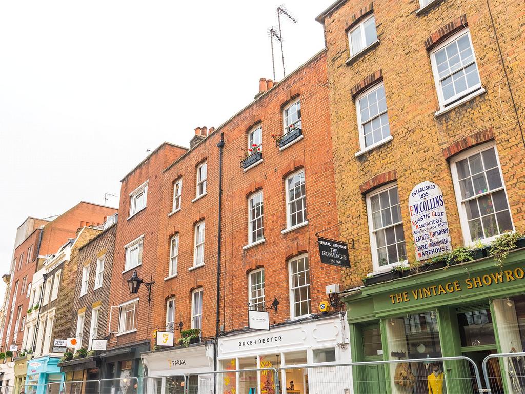 Earlham Street