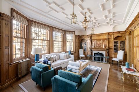 4 bedroom flat for sale, North Audley Street, Mayfair