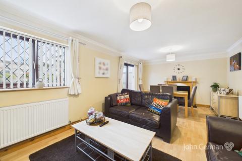 4 bedroom detached house for sale, Faraday Avenue, Stretton