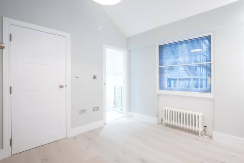 1 bedroom apartment to rent, Carnaby Street, Soho, W1F