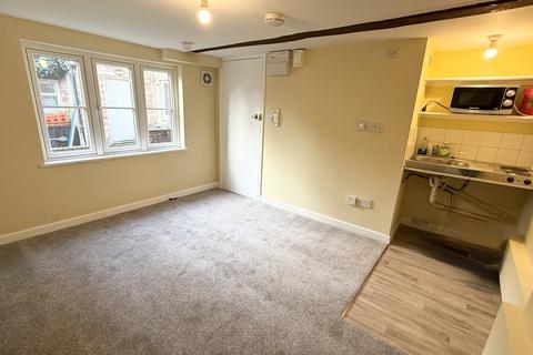 1 bedroom flat to rent, High Street, Brackley