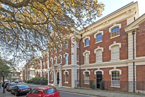 2 bedroom flat to rent, Kendall Hall, New End, Hampstead, NW3