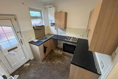 2 bedroom house to rent, College Terrace, Darfield