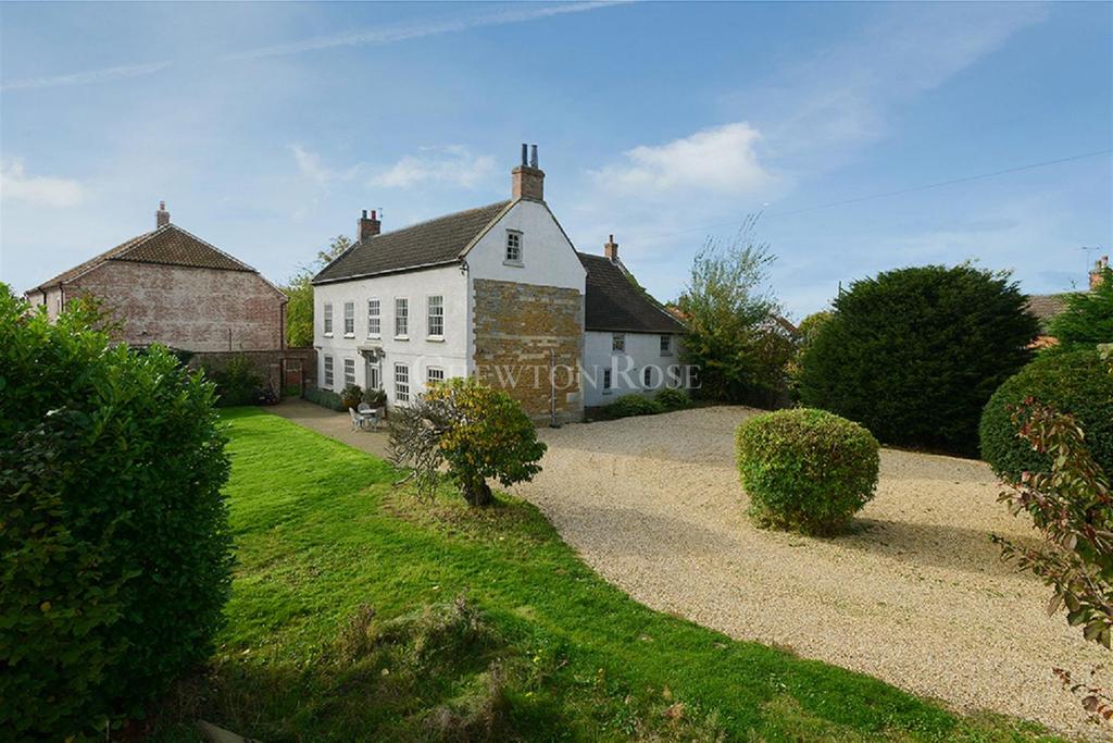 Chestnut Farm Sedgebrook 5 Bed Detached House 750 000 Image 1 Of 17