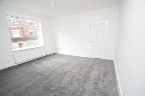 2 bedroom ground floor flat to rent, Park Road, South Moor, Stanley