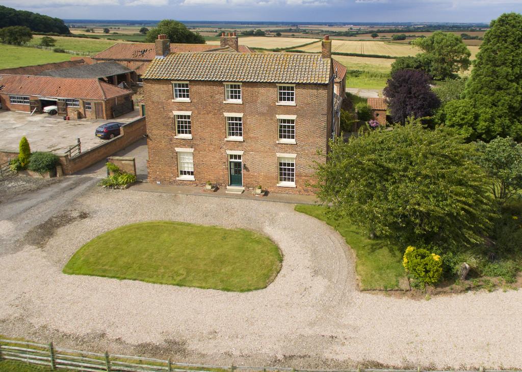Gainsborough Road, GringleyOnTheHill, Doncaster 6 bed farm house £