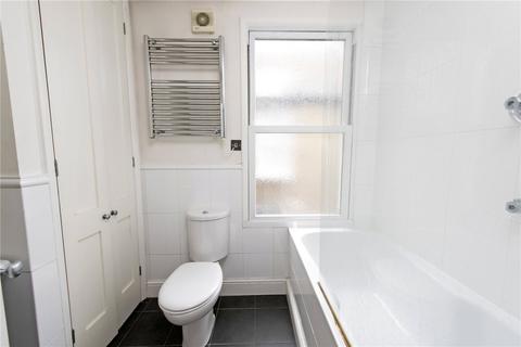 1 bedroom apartment to rent, Fulham Road, London, SW6