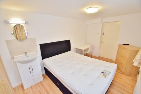4 bedroom terraced house to rent, Winchester City Centre