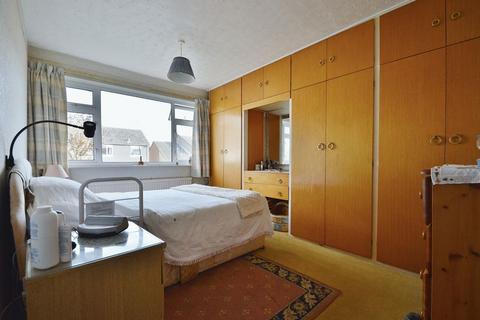 3 Holliers Close, Thame, OX9 2EN