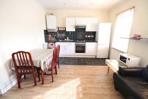 undefined, Cromwell Road, HOUNSLOW, Middlesex, TW3