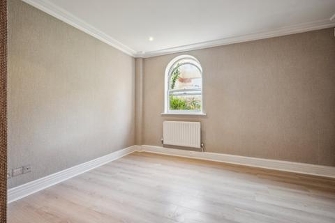 1 bedroom flat to rent, Oriel Drive, Barnes, London