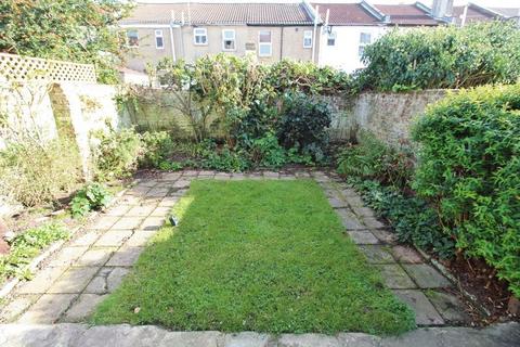 3 bedroom terraced house to rent, Kimberley Road, Southsea