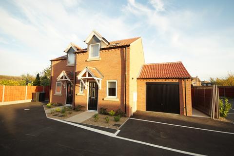 rent lincoln property houses house onthemarket mill detached hykeham semi lane bedroom north