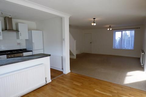 undefined, Topsham - A spacious 3 bedroom end of terrace family home