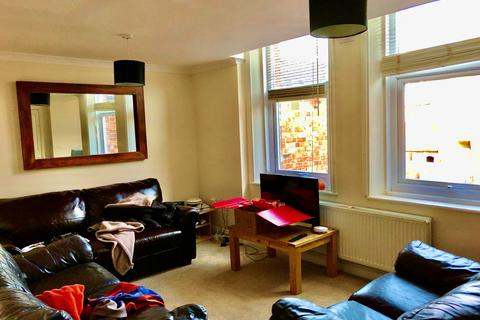 6 bedroom maisonette to rent - Lavender Gardens , West Jesmond, Newcastle upon Tyne NE2