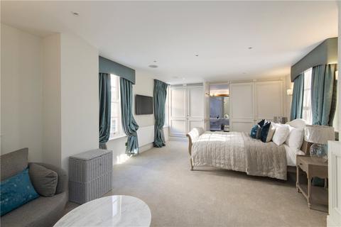 8 bedroom house for sale, Charles Street, Mayfair, W1J