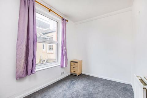 2 bedroom apartment to rent, Worthing Road, Southsea