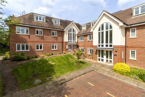 2 bedroom flat for sale, Leyton Road, Harpenden, Hertfordshire