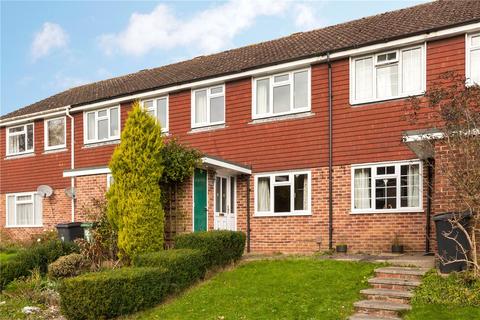 3 bedroom terraced house to rent, Gilroy Close, Newbury, Berkshire, RG14