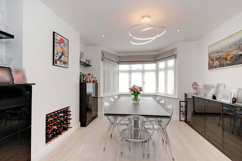 49 The Vale, London, NW11 8SE