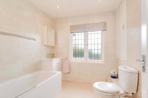 49 The Vale, London, NW11 8SE