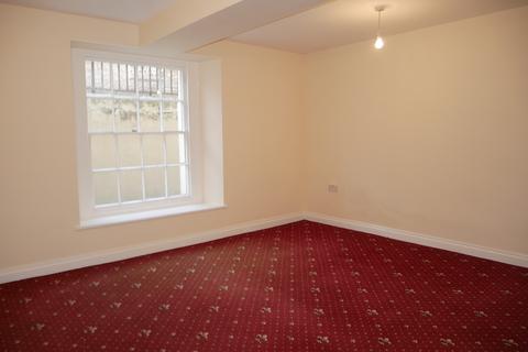 2 bedroom flat to rent, Glamorgan Street, Brecon, Powys.