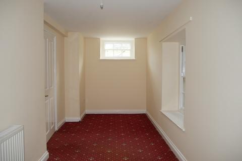 2 bedroom flat to rent, Glamorgan Street, Brecon, Powys.