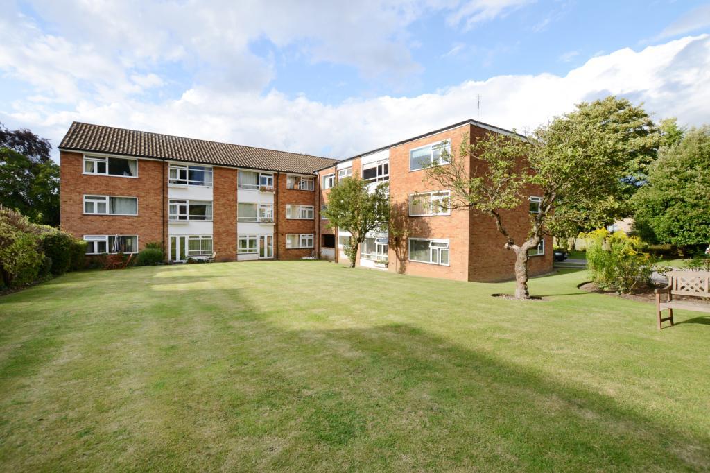 Boston Court, Christchurch Park, Sutton, Surrey, SM2 2 bed apartment