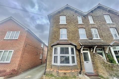 2 bedroom maisonette to rent, St James Avenue, Ongar, CM5