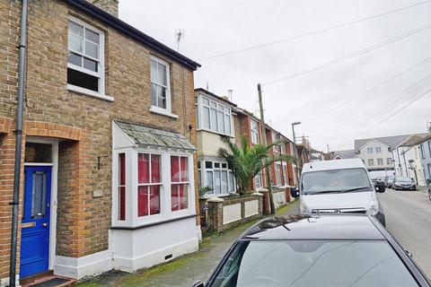 3 bedroom terraced house to rent, William Street, Bognor Regis, PO21